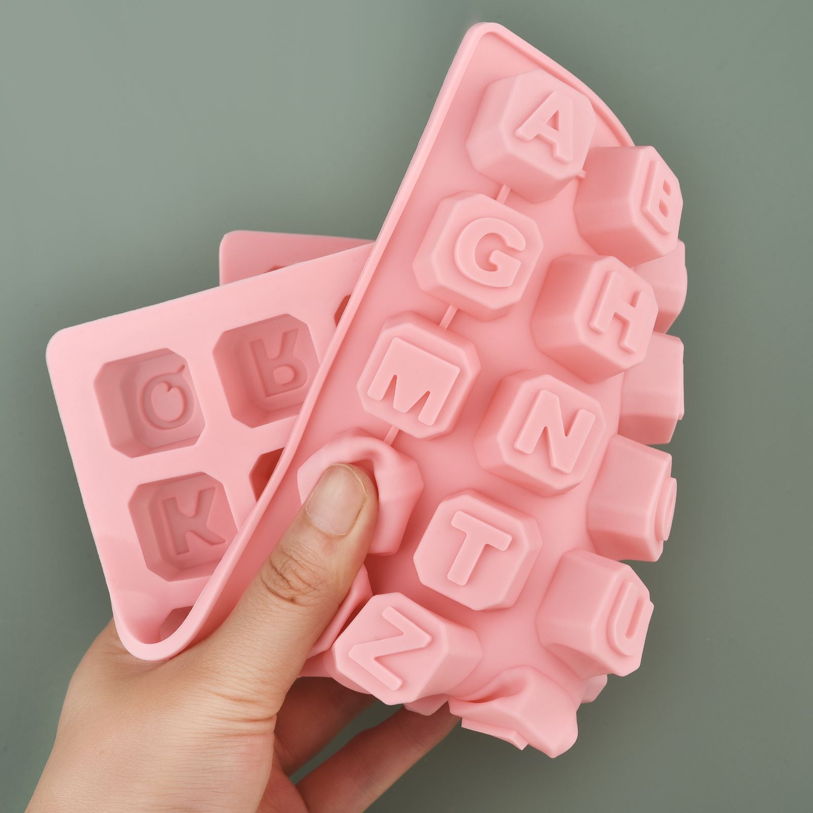 48 文字英語アルファベット文字シリコーン型石鹸型ケーキカッ - Soap Making Kit のレビューと価格